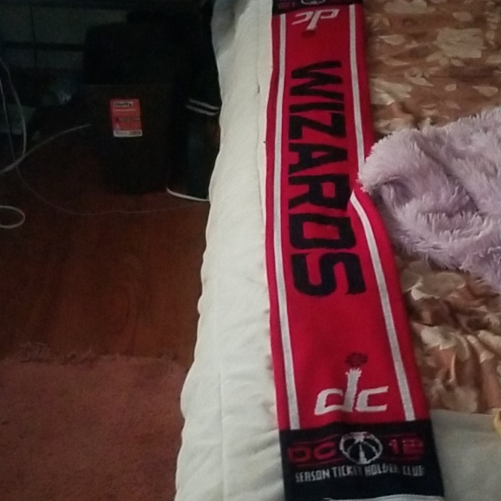 Scarf - Picture 2 of 2